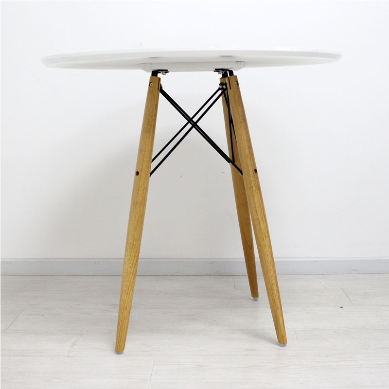 Modern Solid Wooden Dining Table with Famous Design