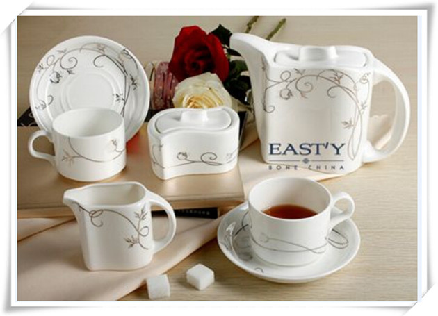 Wholesale High Quanlity Porcelain Dinnerware Set Bone China Coffee Cup Set