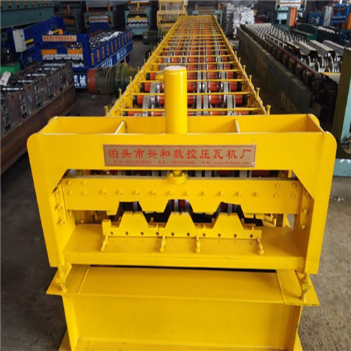 Plate Steel Deck Floor Forming Machine