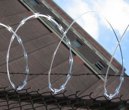 Hot Dipped Galvanized High Security Razor Wire Fencing (anjia-534)