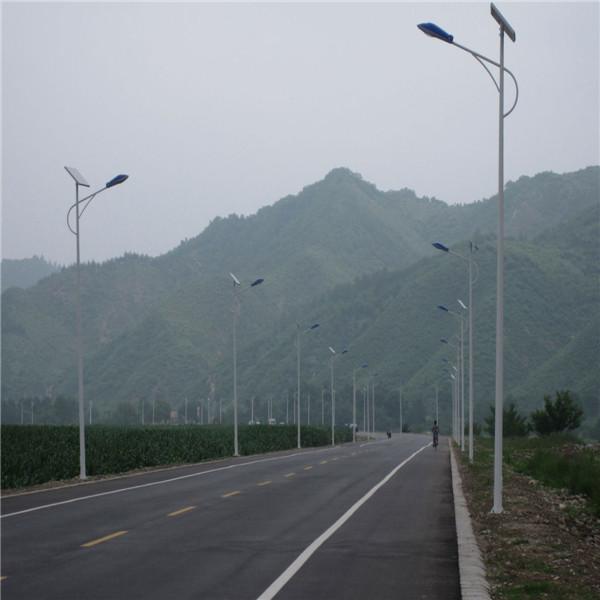 Prices of High Quality 6m Solar Powered Street Lights