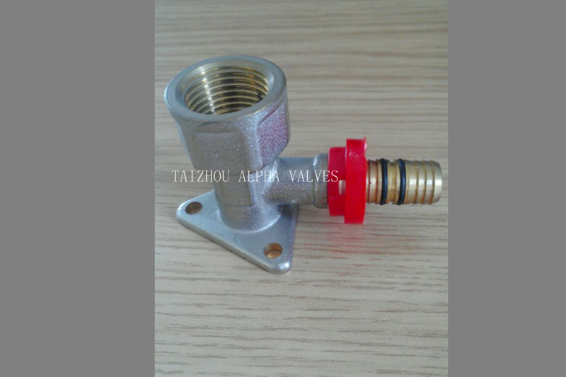 Brass Th Press Fitting - Wall-Plated Female Elbow (a. 7034)