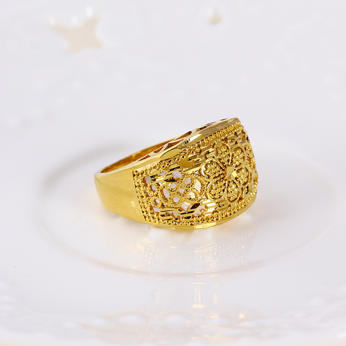 Fashion Jewelry 18k Gold Plated Beautiful Costume Jewelry Lady Finger Ring