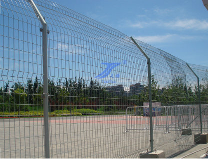 Temporary Event Fencing with Concrete Feet