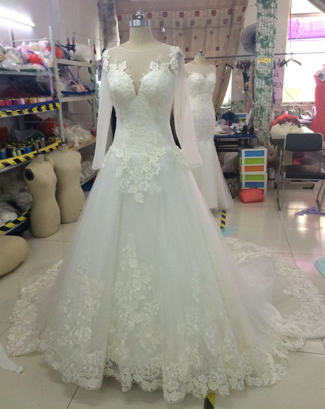 Luxurious High Quality Long Sleeve Lace Wedding Dress