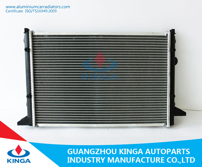 for Volkswagen Passat 1.8I/2.0I 1993 Mt Tube Radiator Automobile Water Tank