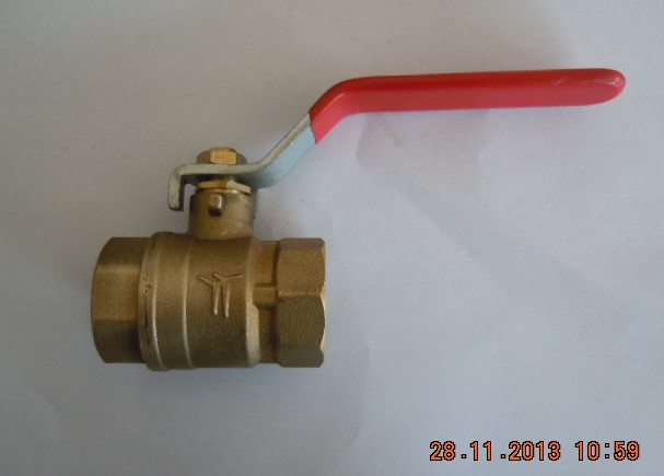 Brass Female and Female Ball Valve (a. 0136)