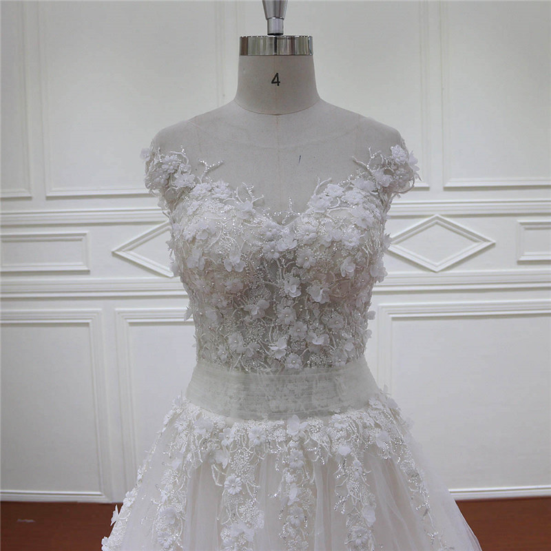 Smart White Tulle 3D Flowers Wedding Dress