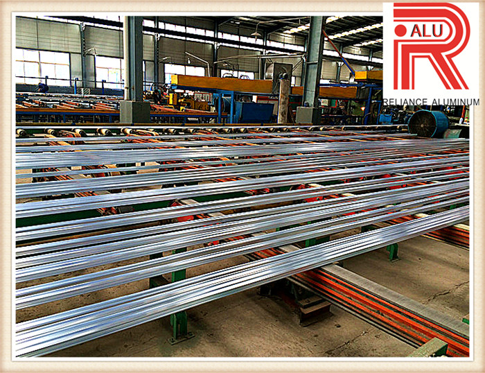 Aluminum/Aluminium Extrusion Profile for Display Profile