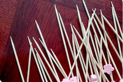 Lovely Disposable BBQ Bamboo Cocktail Sticks/Picks/Skewers