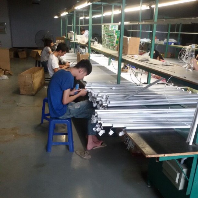 3-Year Warranty Ce RoHS 10watt T5 LED Fluorescent Light Tube 0.6m 60cm 600mm