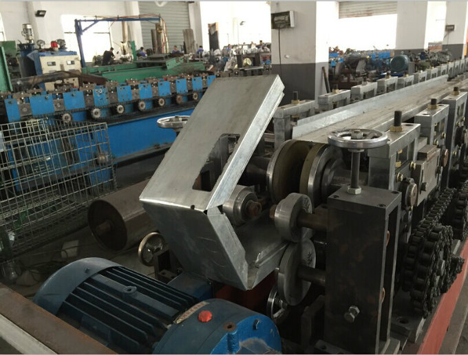 Ce and ISO Approval Door Frame Roll Forming Machine