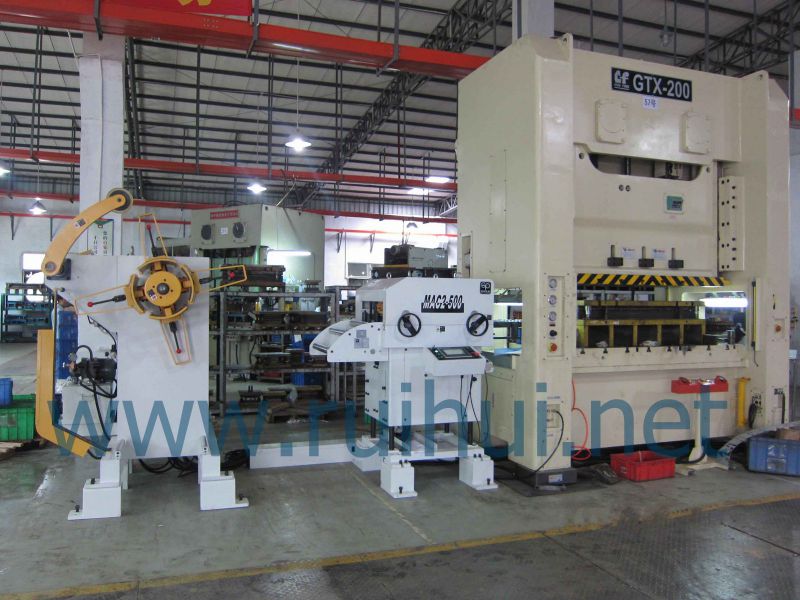 Straightener Feeder for Press Machine Using in Automobile Mould