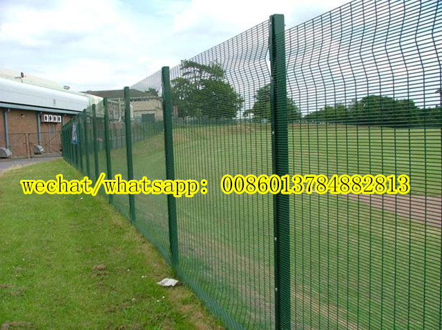 Difficult to Penetrate Welded Wire Mesh Fence