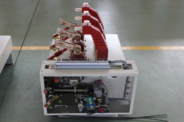 Indoor High Voltage Vacuum Circuit Breaker (QVKP1-12)