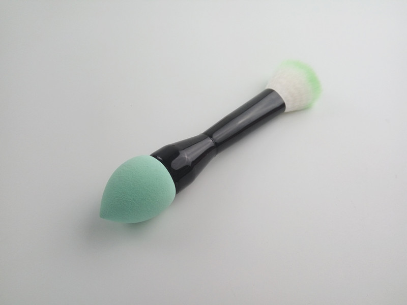 Portable Design Double Ended Sponge&Blush Brush