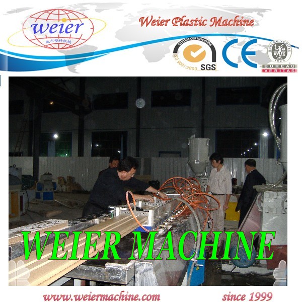 PE WPC Outdoor Decking Board Production Line