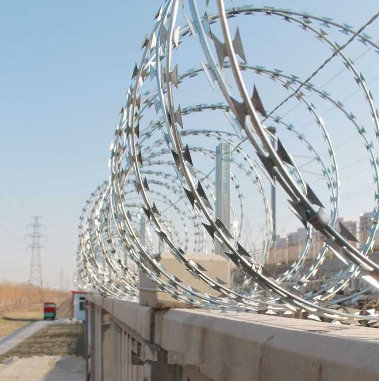 Anping Yaqi Factory Directly Supply Razor Barbed Wire