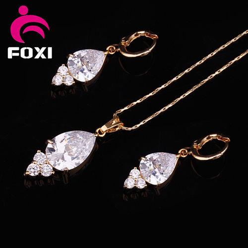 Zirconia Fashionable Jewelry Set for Lady