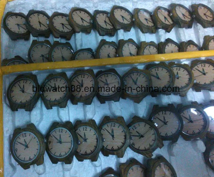 Hot Sale Bamboo Wooden Watch with Genuine Leather