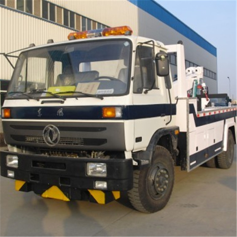 Donfeng 4X2 Road Wrecker Truck