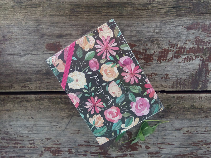 Flower Cover Moleskine Notebook with Elastic Band (XL-64K-LP-01)