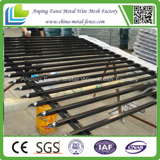 Cheap Price and High Quality Crimped Top Steel Fence