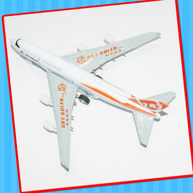 Wholesale Cheap Plastic New Toy Plane Vehicle Toy with Candy