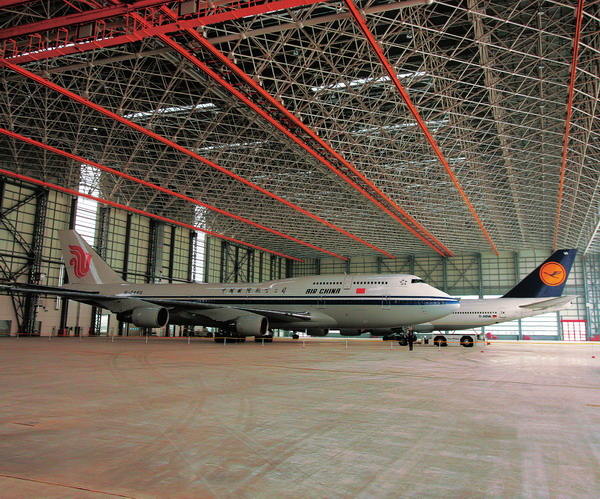 Steel Space Framing Aircraft Hangar Construction