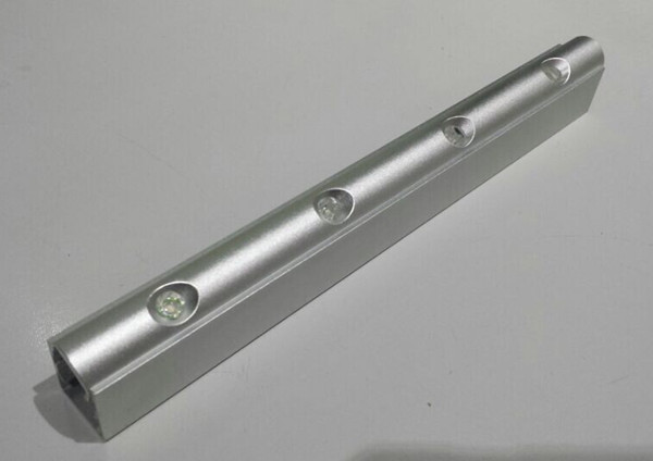 Adjustable Beam Angle CREE LED 4*1W DC24V LED Linear Lighting in Jewelry Showcase (LC7572)