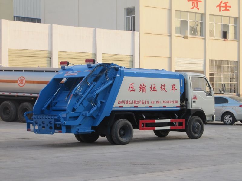 6 Wheeler Dongfeng 5cbm Compressed Garbage Truck, Mini Garbage Compactor Truck