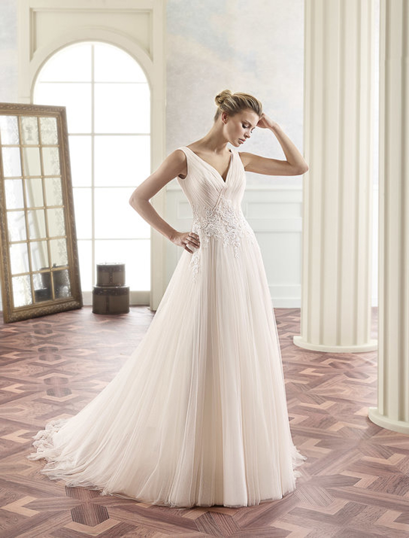 V Back Pleated Chiffon A-Line Wedding Dress with Decorative Lace at The Waist