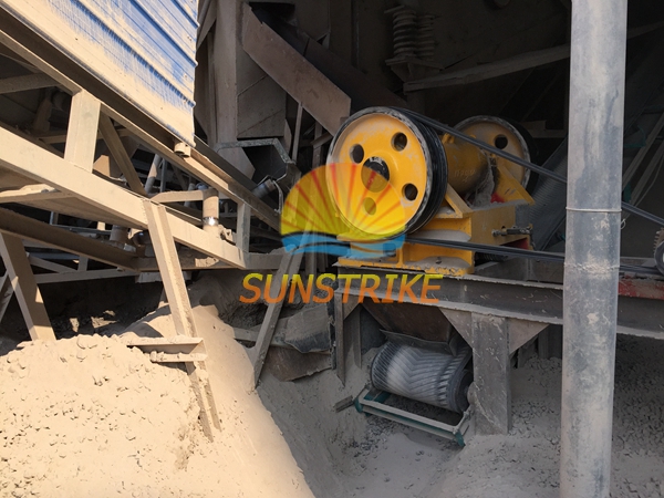 PE Series Jaw Crusher, Jaw Crusher Machine with Ce Approval