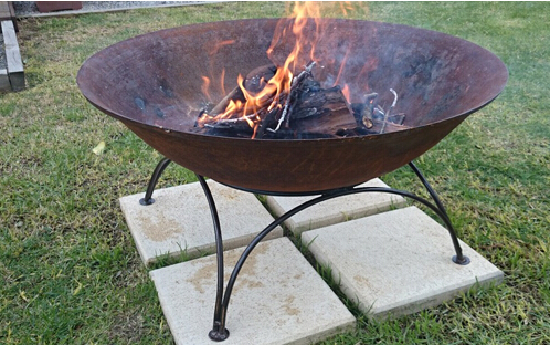 Rust or Painting Garden Patio Fire Pit / Fire Bowl