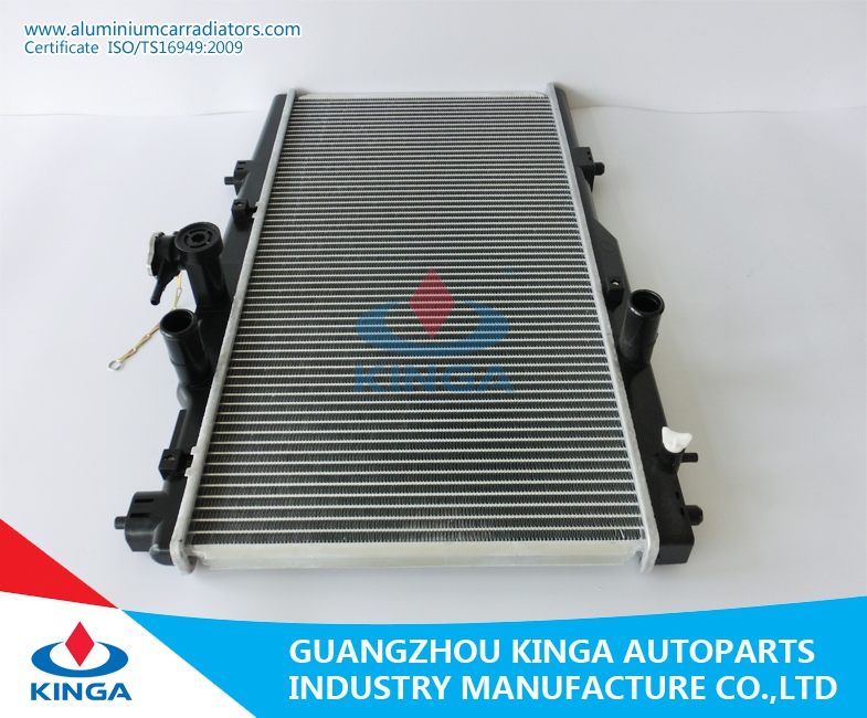 Car Radiator for Toyota Vios'02 Mt with Certificate ISO9001, Ts16949