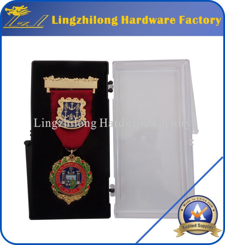 Fashion Gold Medal Jewelry with Plastic Box Packed