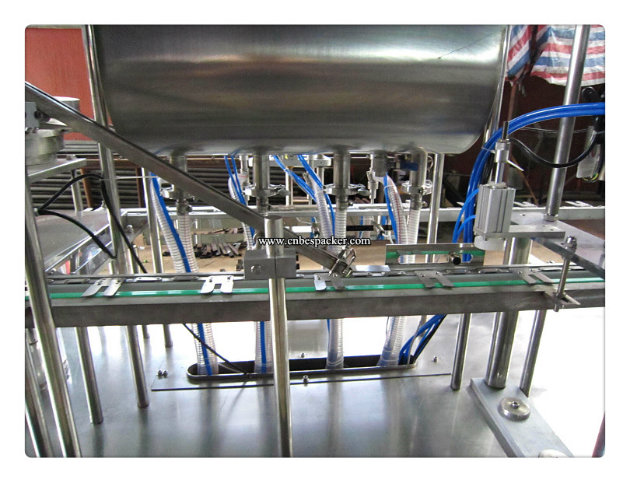 Linear Type Stand up Pouch Filling and Sealing Machine