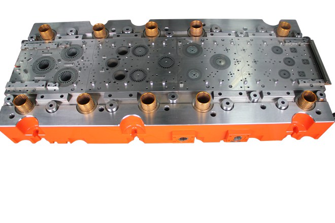 Shenzhen Jiarun Procision Mould Single Row Double Row Progressive Die, Ceiling Fan Motor Mould