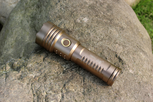 Multi-Purpose LED Flashlight with Li-ion Battery