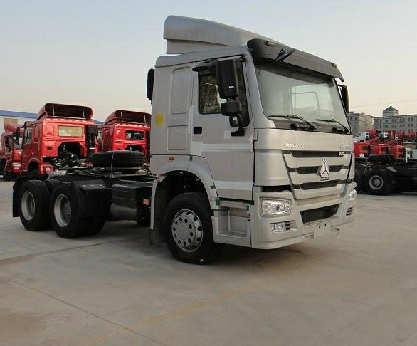 Sinotruk 6X4 Right/Left Hand Driving HOWO Tractor Truck (ZZ4257N3247C1)