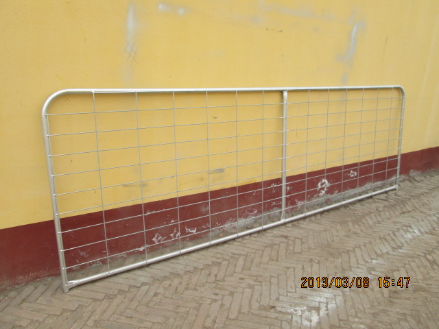 Hot-Dipped Galvanized with N Brace Temporary Farm Gate