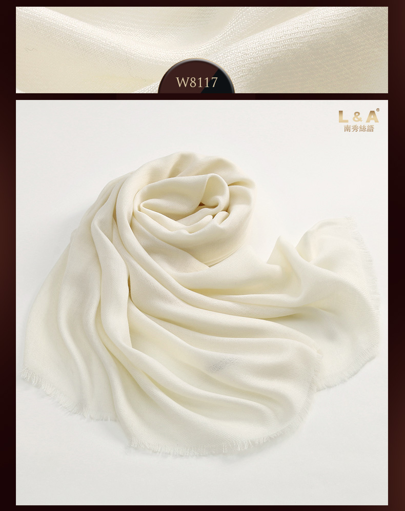 Female White Twill Wool Scarf