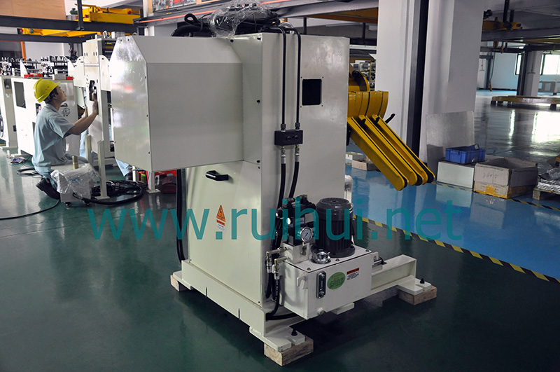 Uncoiler by Manual or Pneumatic and Hydraulic Expansion Mode Using in Press Line