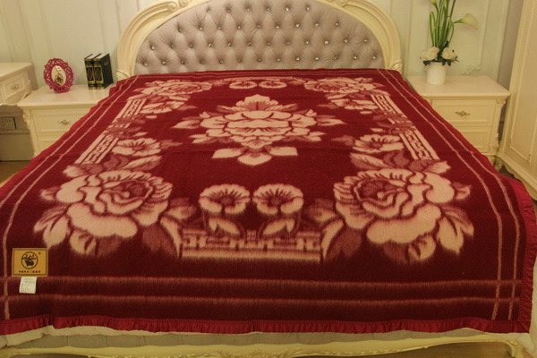 Tibet-Sheep Woo Jacquard Blanket/ Cashmere Fabric/ Yak Wool Textile/Bedding