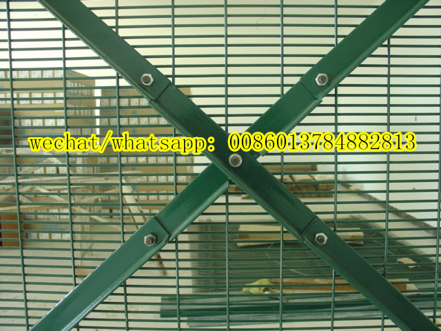 Anti-Cutting Welded Mesh Panel Fence