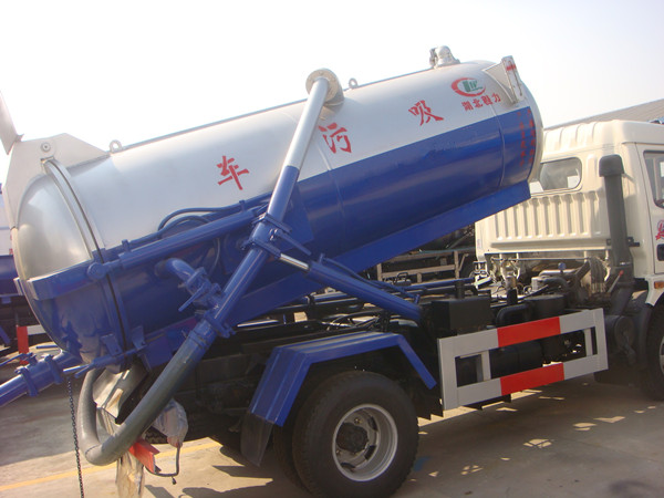 High Quality 5000L Sewage Suction Truck