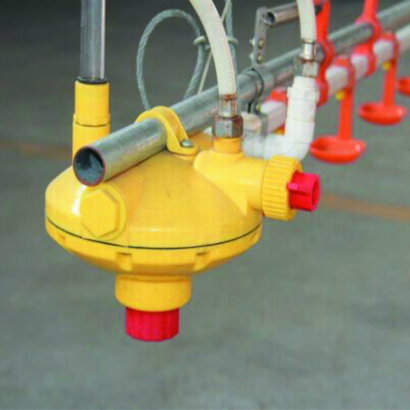 Poultry Equipment of Poultry Nipple Drinke in Livestock Machinery