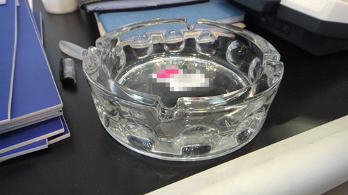 High Quality Glass Ashtray Glassware Kb-Hn8049