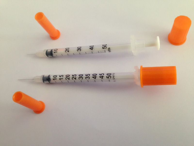 Disposable Sterile Insulin Syringes with Fixed Needles