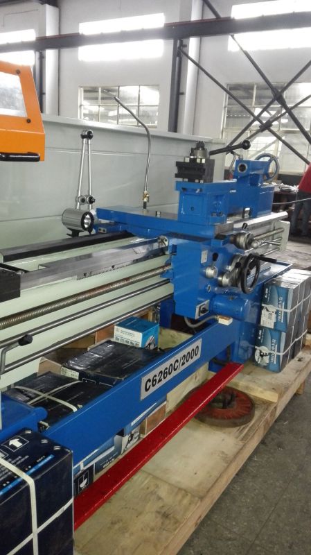 Turning Lathe Machine C6240c/C6250c/C6260c Dis. 1000mm, 1500mm, 2000mm